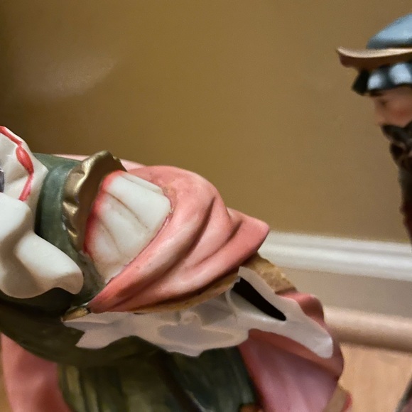 Sams Club Brand Lg. Christmas Porcelain Manger Scene w/instructions 11 piece set - Picture 15 of 16